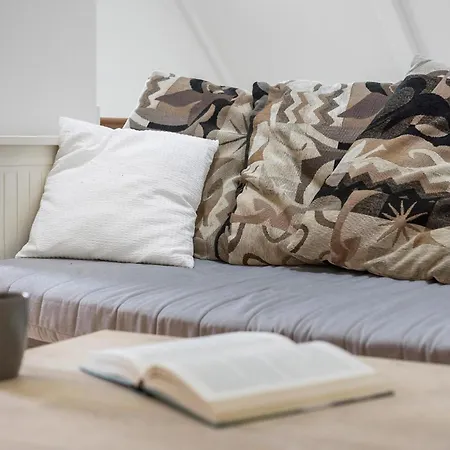 Cozy In With House Sea View Apartment