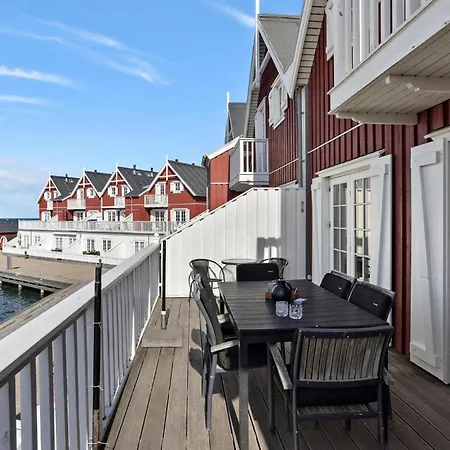 Cozy In With House Sea View
