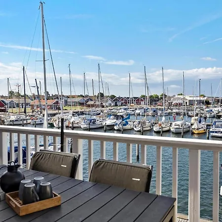 Apartment Cozy In With House Sea View